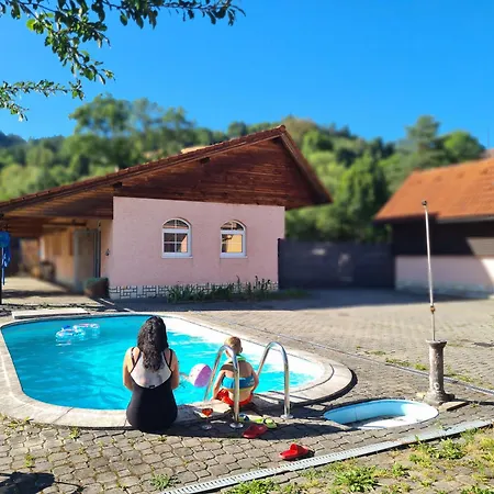 Nicoletta * Nový Hrozenkov